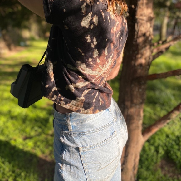 Bleach-dyed cropped Tee - Picture 4 of 7